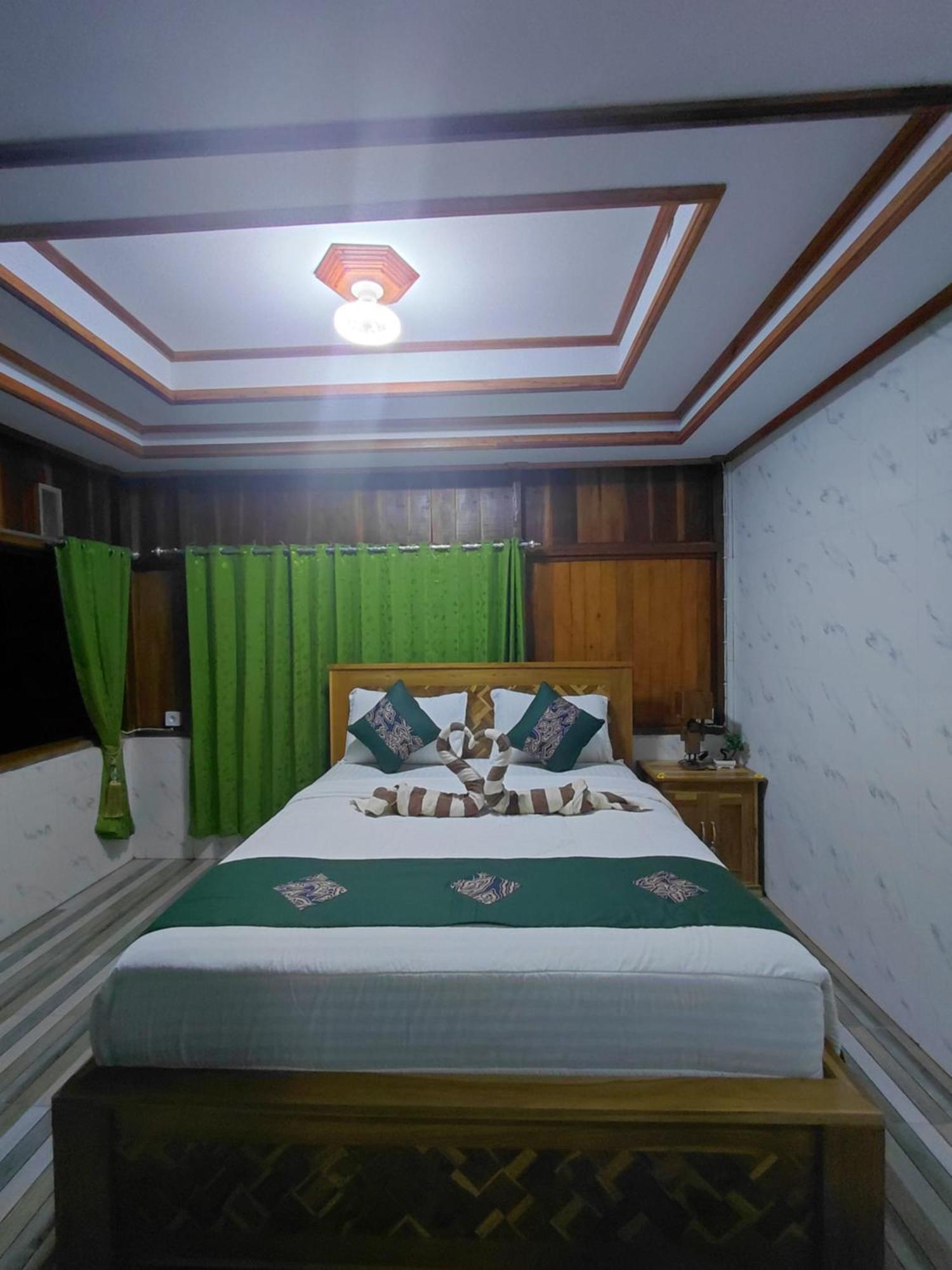 Friendly Homestay Lemukih Singaraja  Ngoại thất bức ảnh