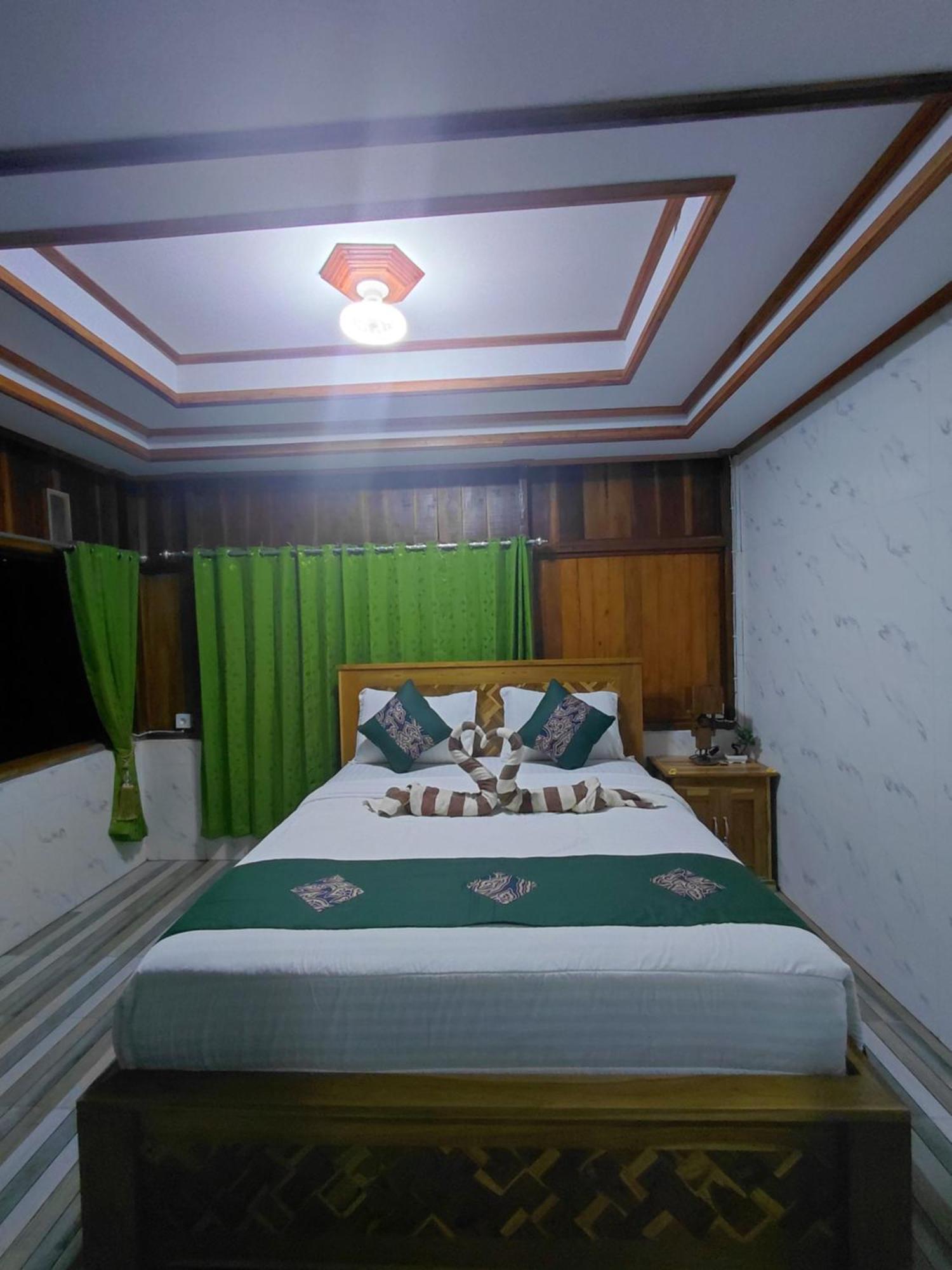 Friendly Homestay Lemukih Singaraja  Ngoại thất bức ảnh